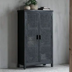 Zwarte Kast Met Rotan