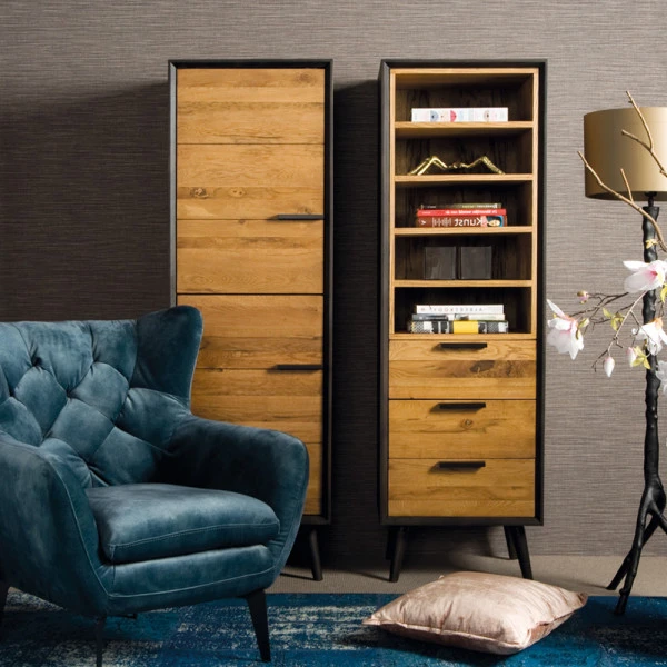 Smalle Wandkast Eiken Linksdraaiend 4 Smalle Wandkast Eiken Linksdraaiend - Afbeelding 2